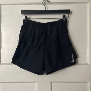 Nike mens 5 inch lined running shorts